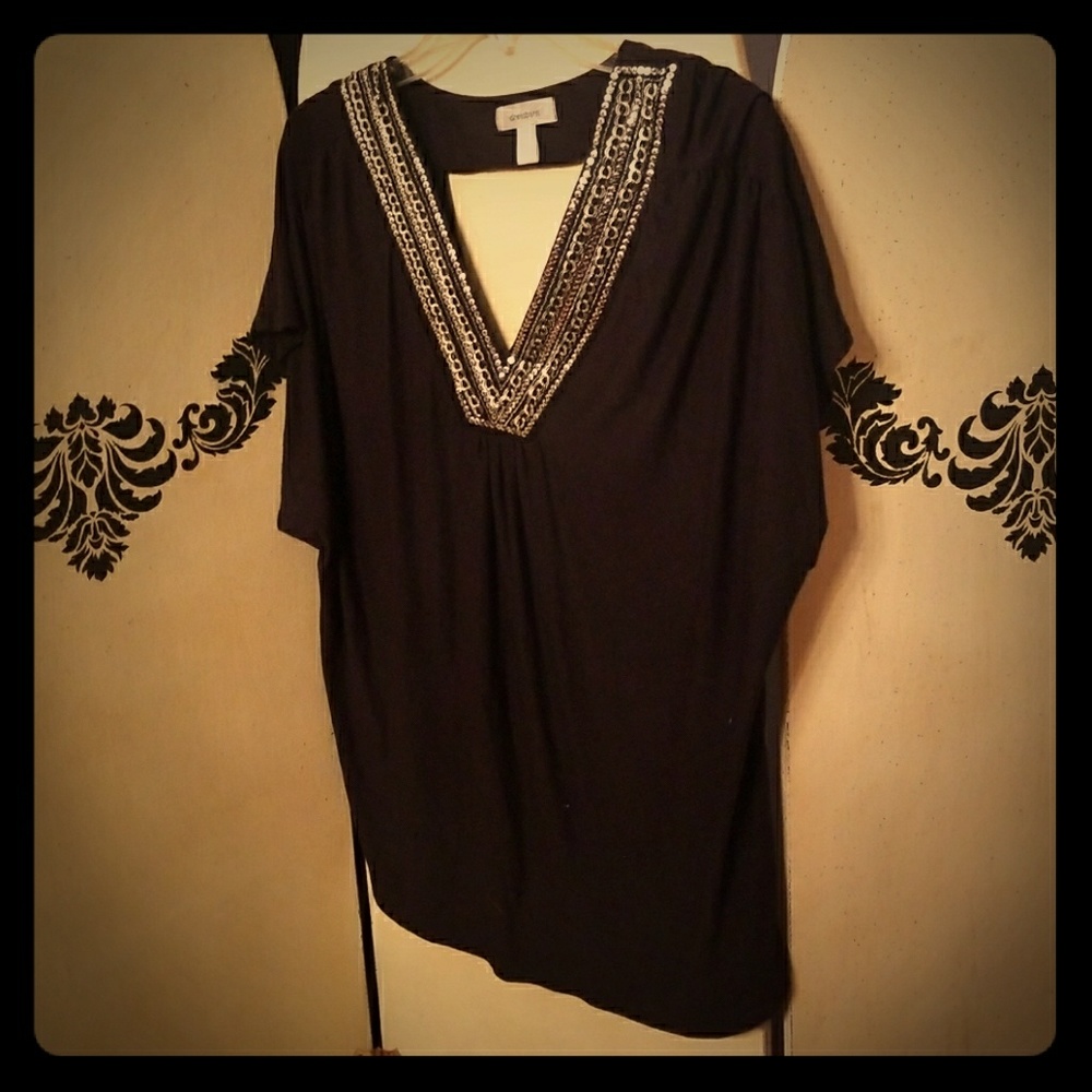 Short sleeve top