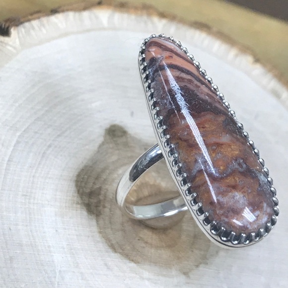 sedentary stone ring - Picture 3 of 8