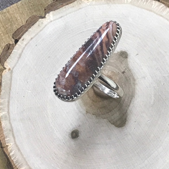 sedentary stone ring - Picture 4 of 8