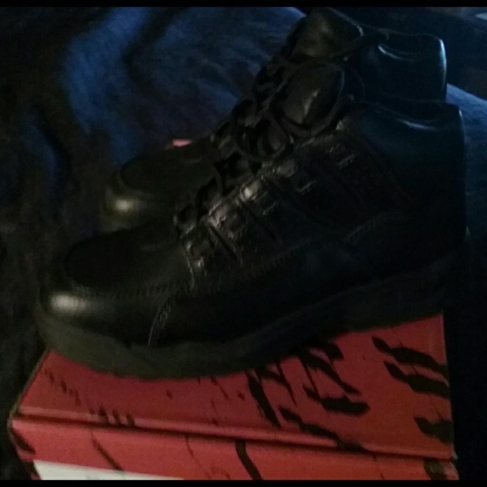 Red wing steel toe high top work shoes size 9.5