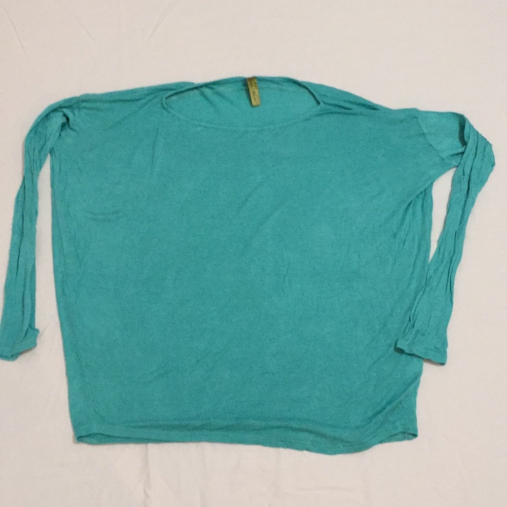 Teal green flowy shirt