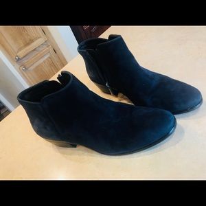 Sam Edelman Navy ‘Petty’ Boots