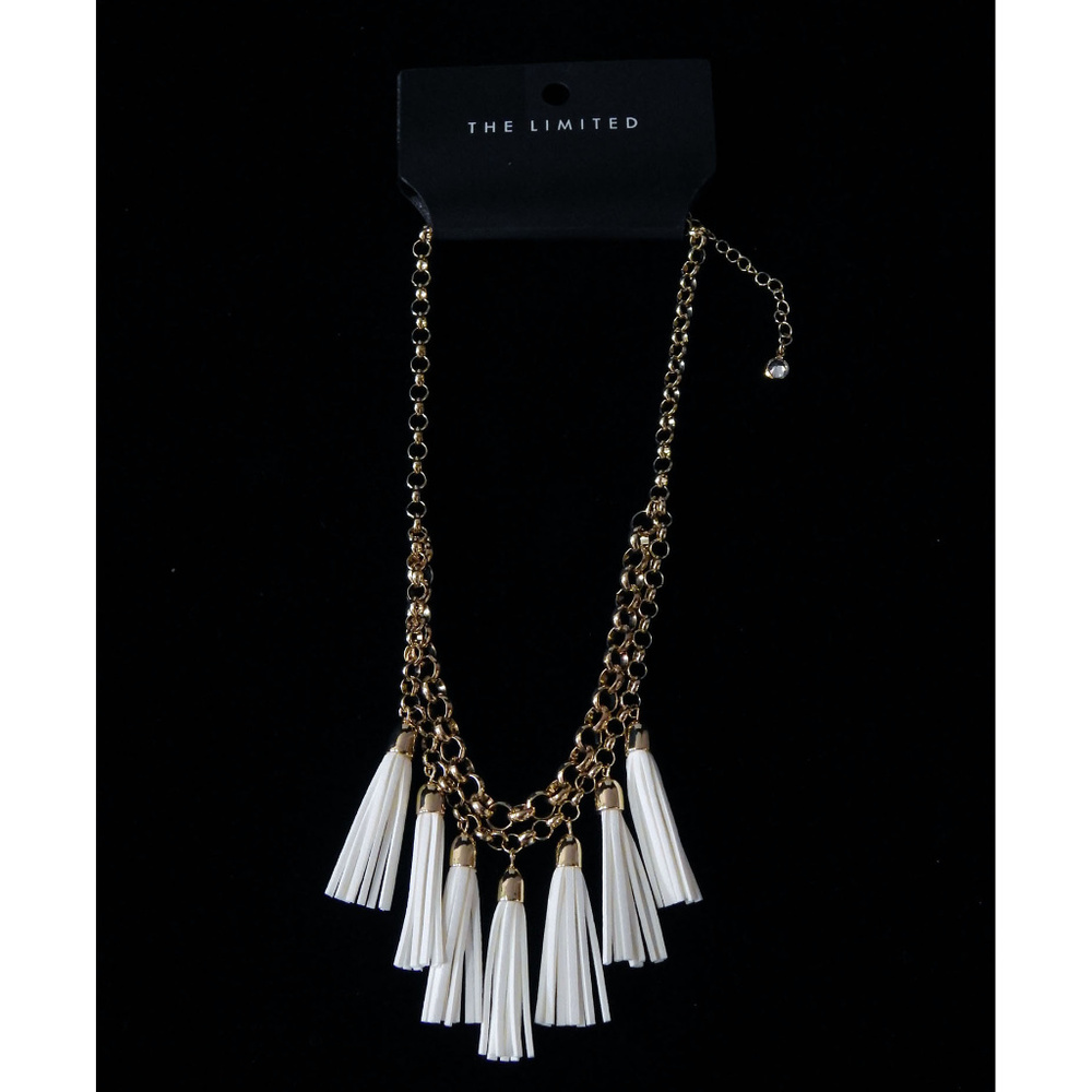 NWT Gold chain W 7 white handing tassels LTDN22 - Picture 1 of 6