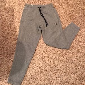 Puma grey small sweats