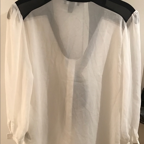 black and white shirt with bow - Picture 2 of 3