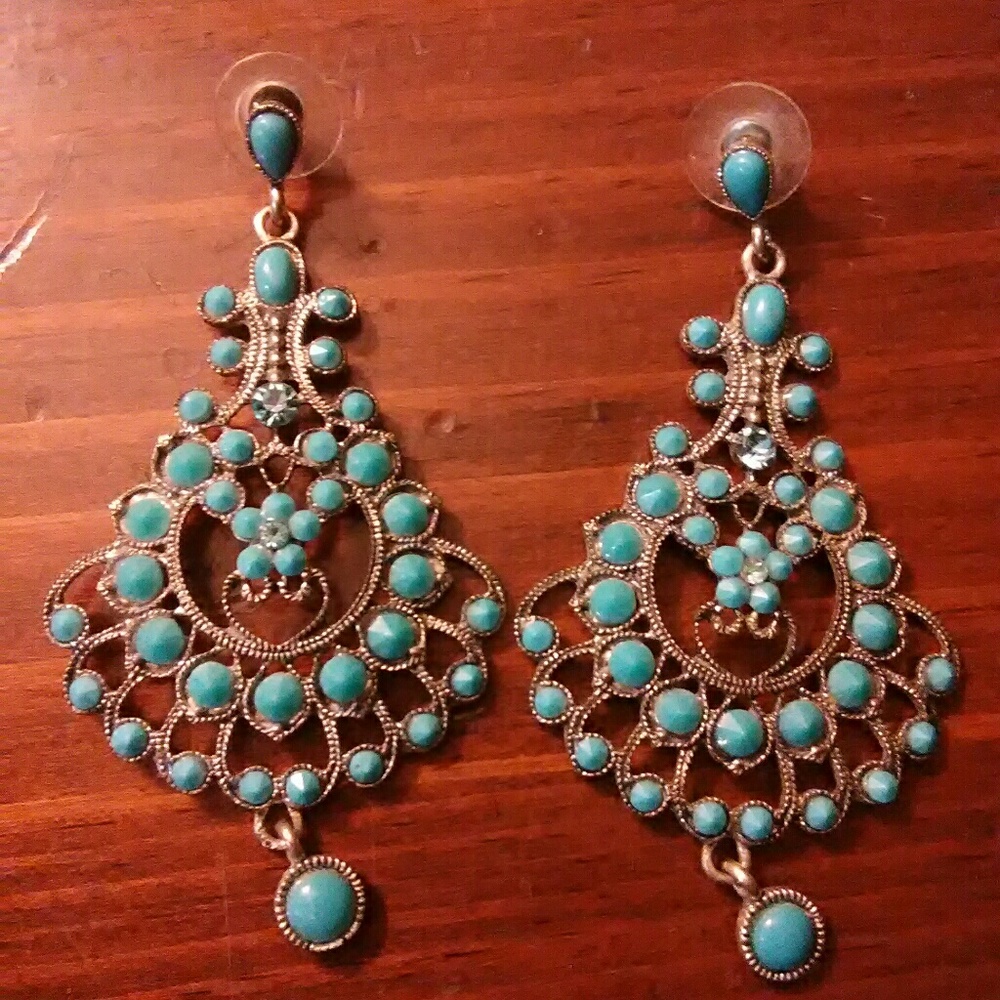 *SOLD* Antique earrings turquoise chandelier