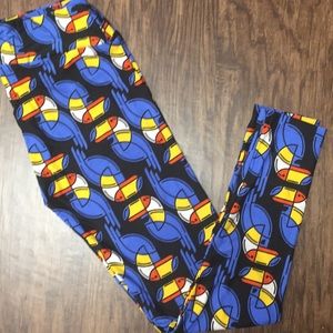 NWOT LuLaRoe OS Leggings Toucans