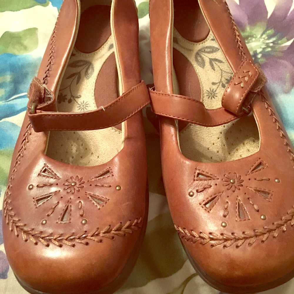 Brown Mary Jane shoes!🎉🎉