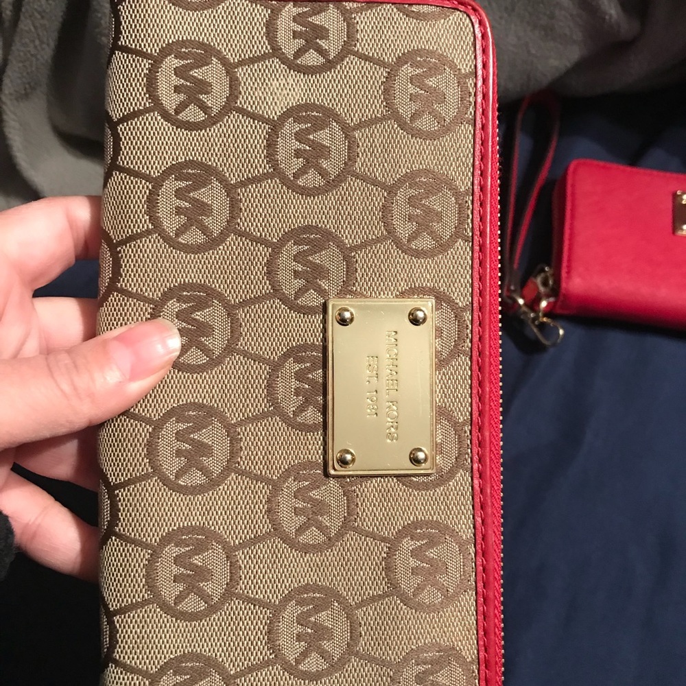 Michael Kors Long Wallet