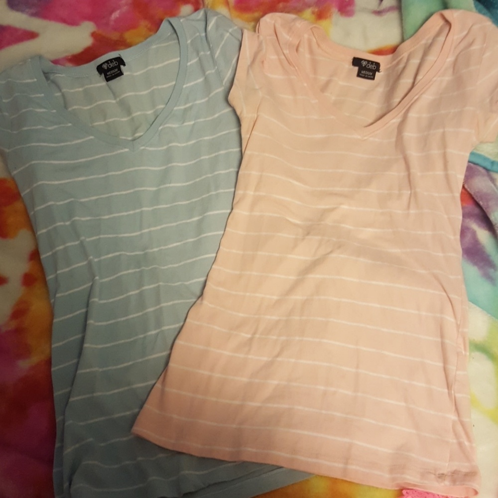 2 deb v neck tees
