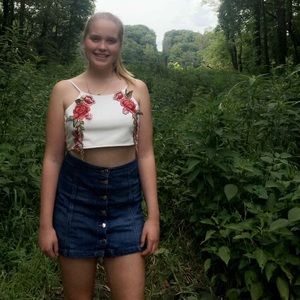 Meet your Posher, Emma