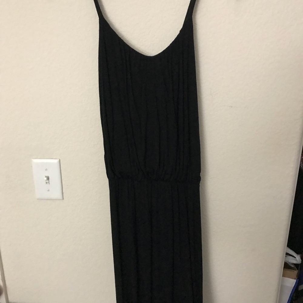 Long black maxi