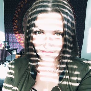 Meet your Posher, Lilian