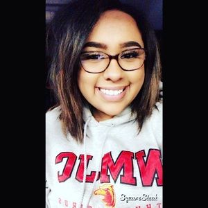 Meet your Posher, Calee
