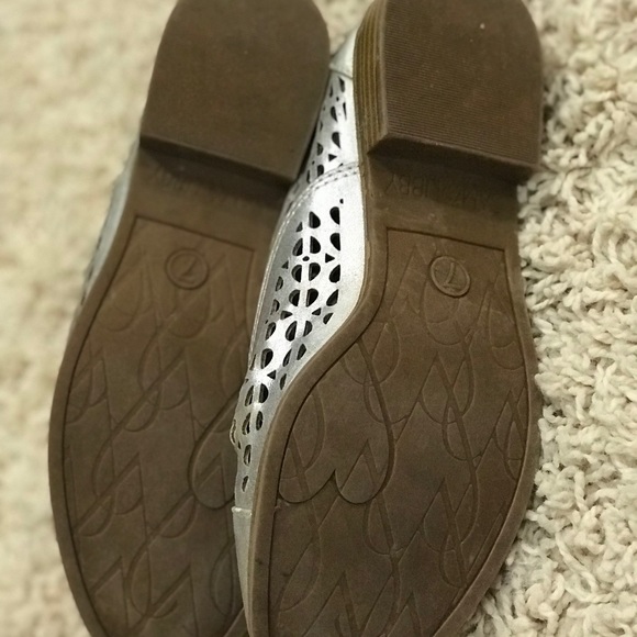 SOLD - Picture 3 of 6