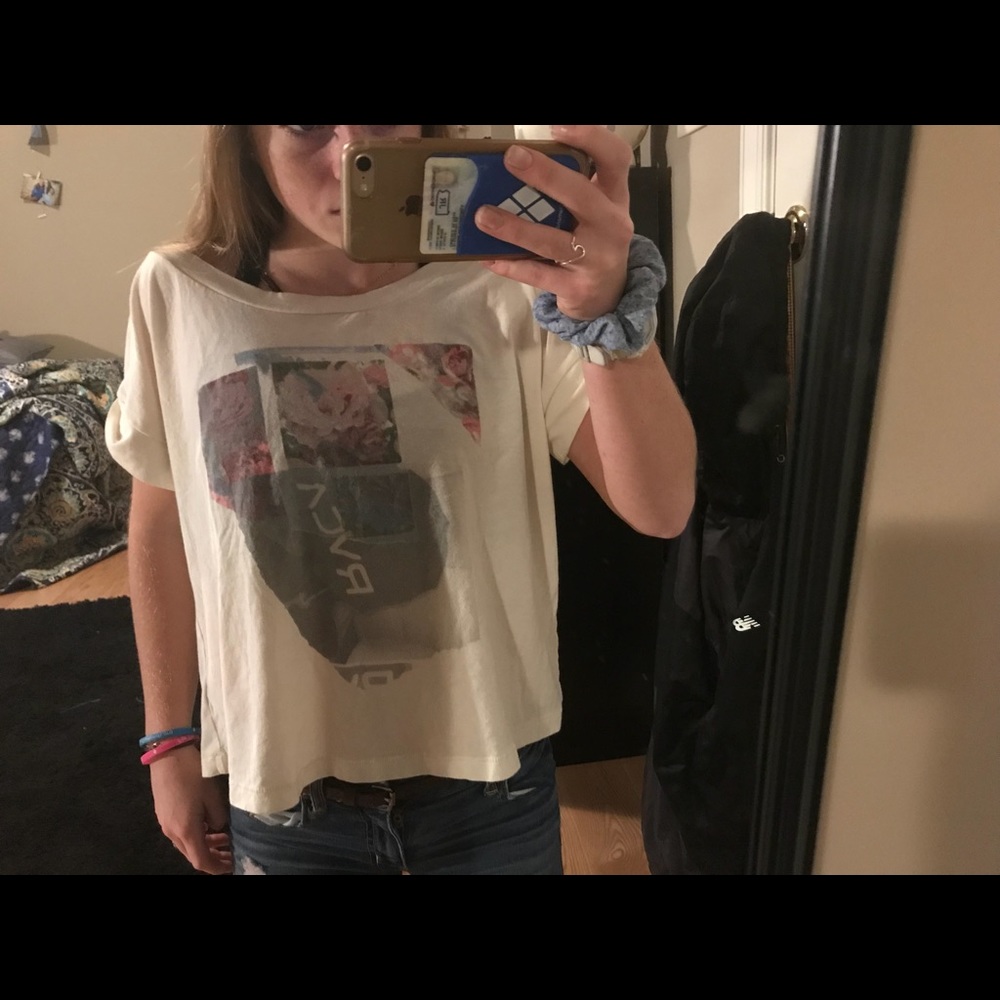 Colored t-shirt from rvca