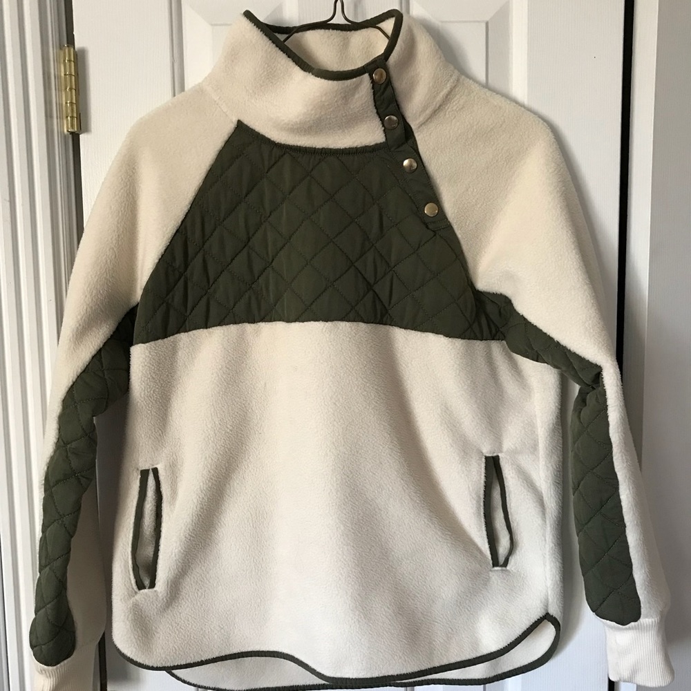 Fuzzy Button-Up Pull-Over