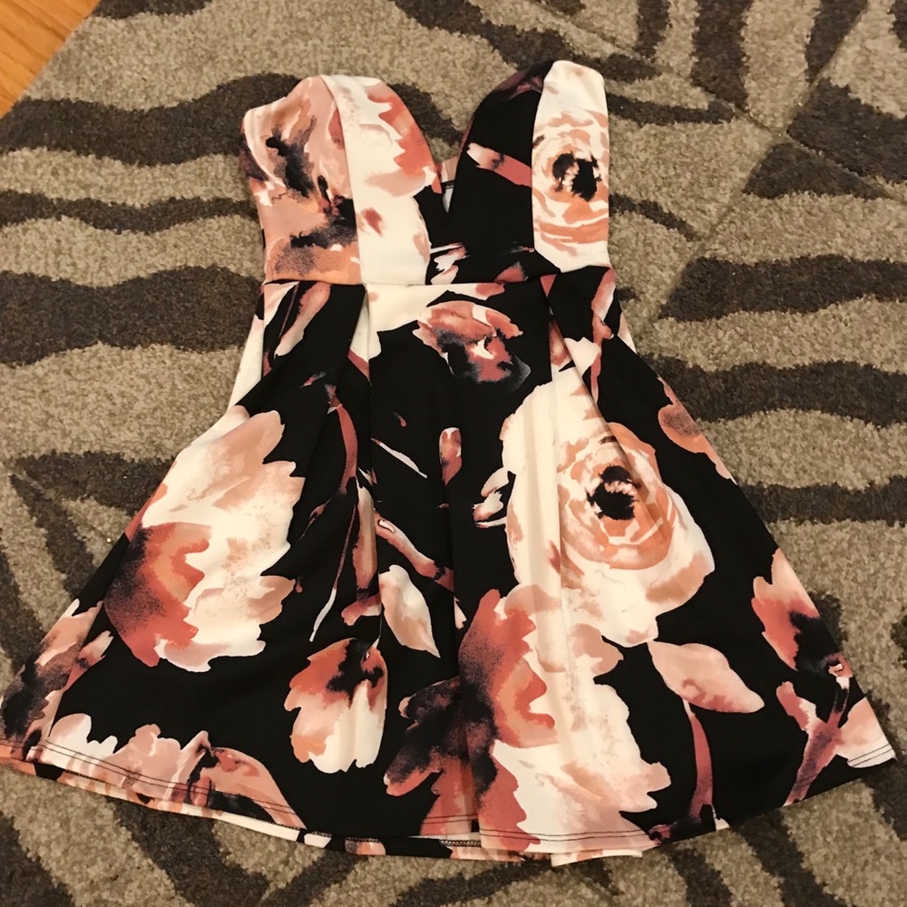 Strapless floral print dress