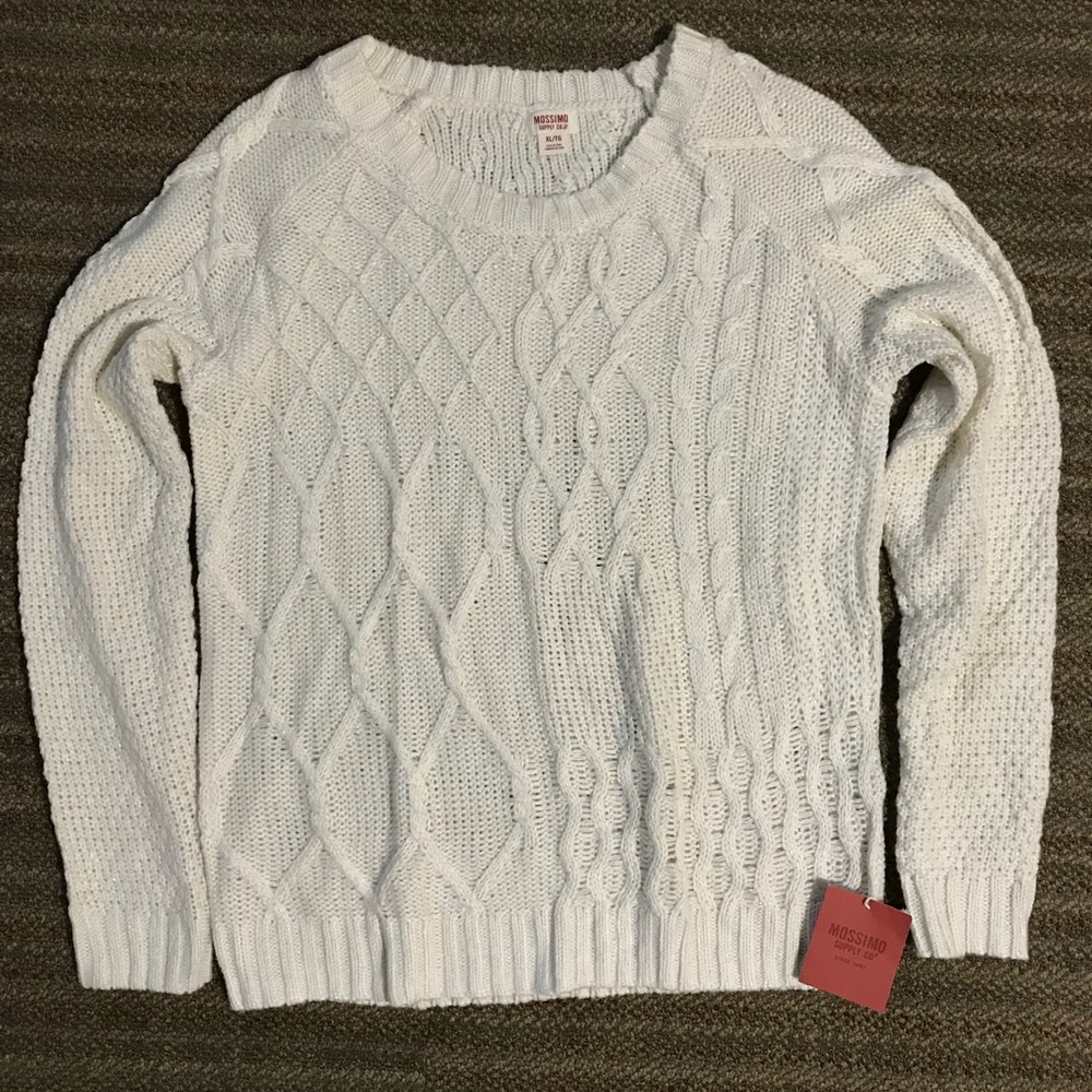 MOSSIMO WHITE SWEATER