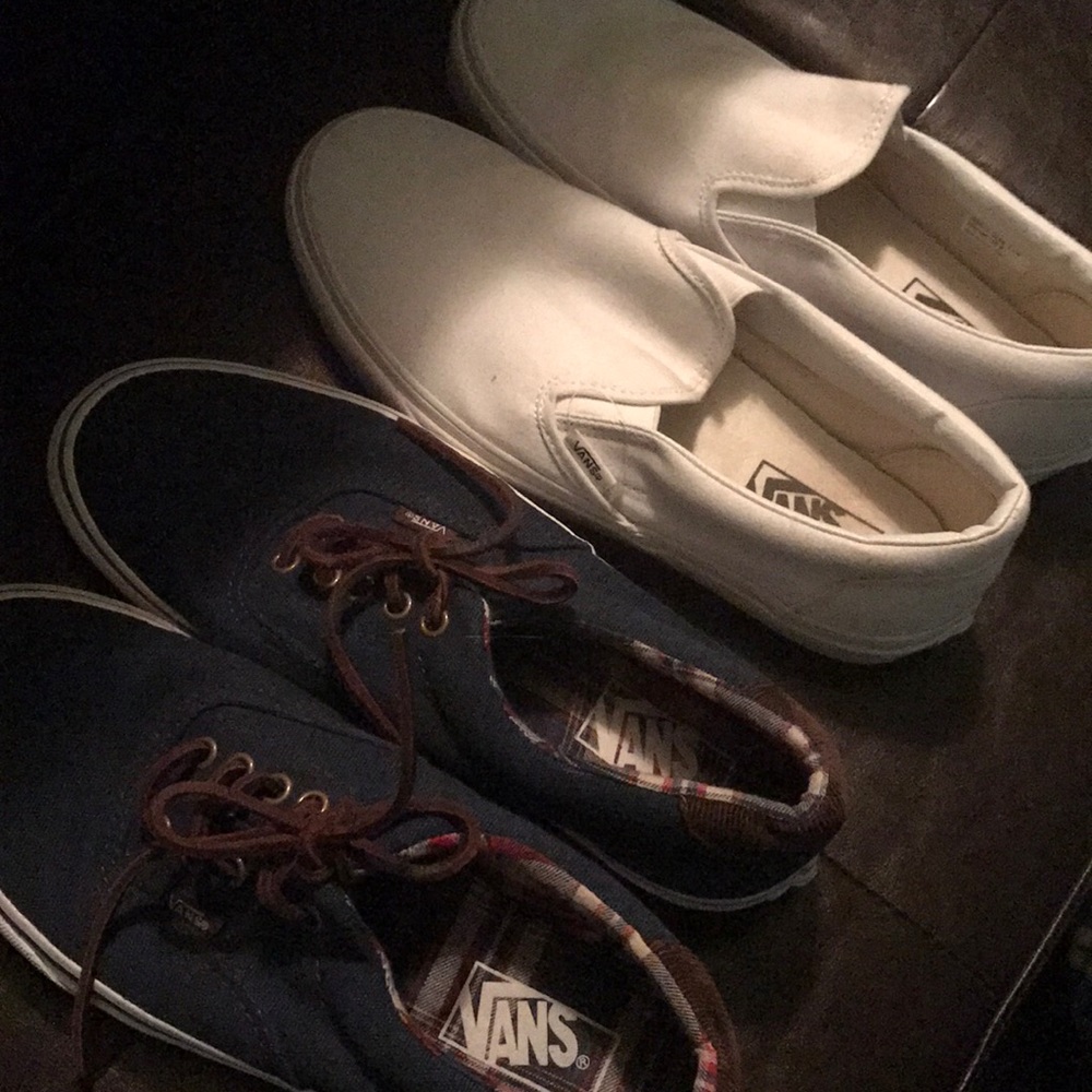 2 pairs of men's vans (unisex)