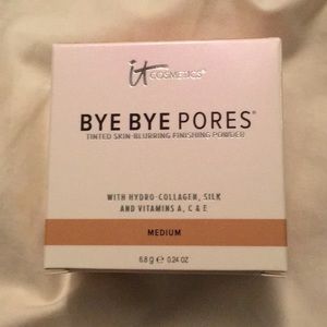 It cosmetics Bye Bye Pores Powder