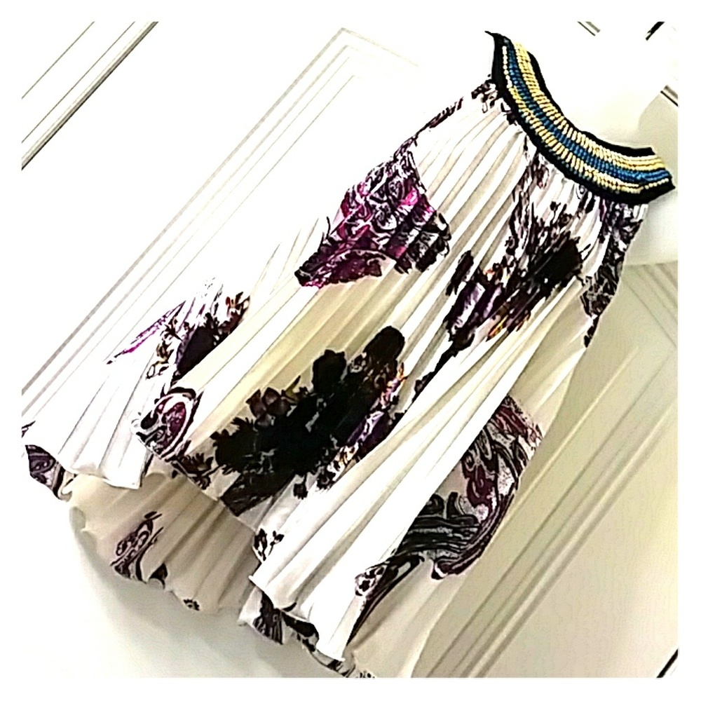 WOMENS TOP SIZE S/M