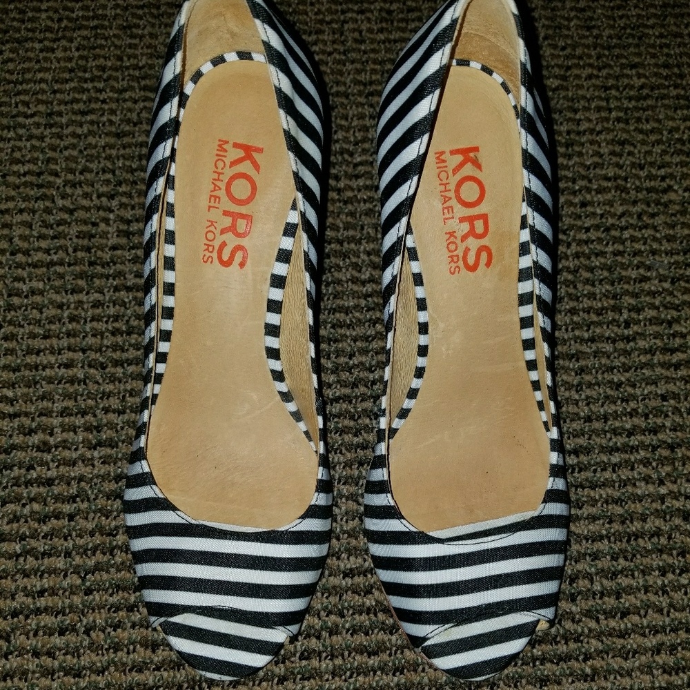 Michael Kors keep toe