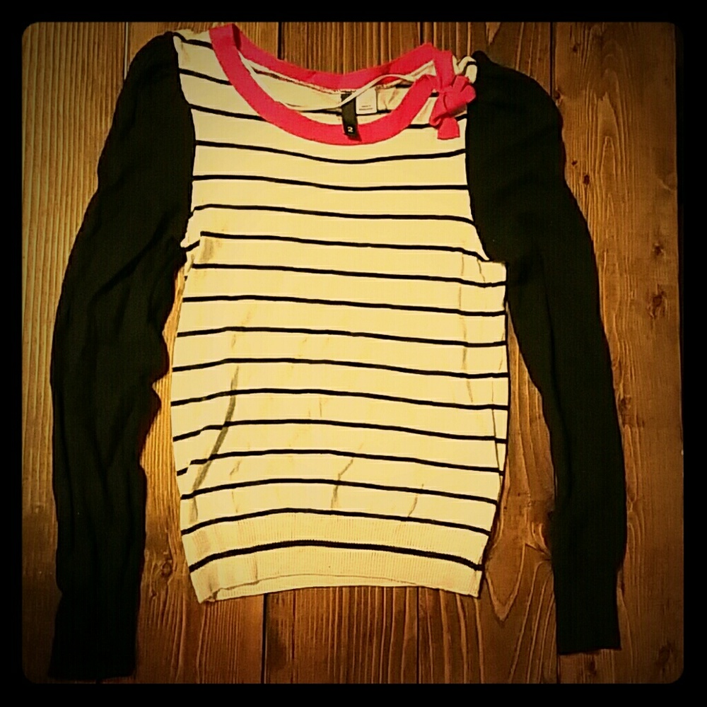 Adorable H&M sweater!