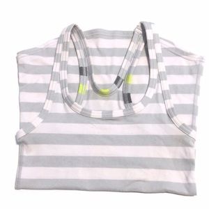 Lululemon EUC studio racerback tank sz 6 stripe