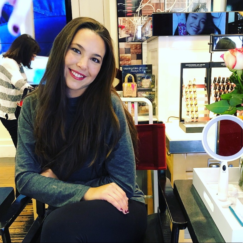 Meet your Posher, Amelia