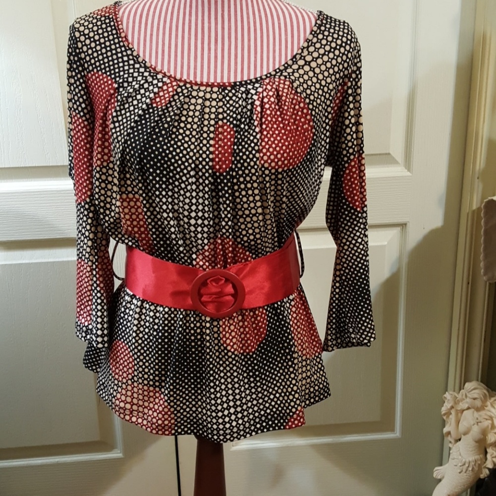 Cato 3/4 Length Sleeve Blouse w/Belt. Size Small