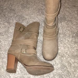 Brown women's boots