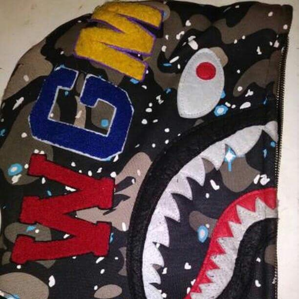 100% authentic Bape Hoodie Mens L