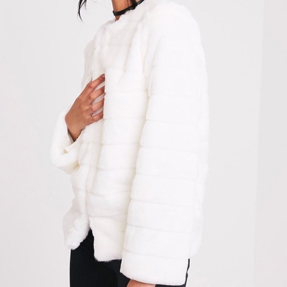 white bubble fur coat