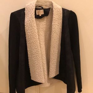 Black SKIES ARE BLUE Faux Fur Jacket