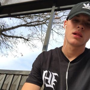 Meet your Posher, Wyatt