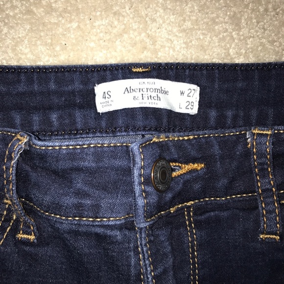 ABERCOMBIE AND FITCH Dark Wash Skinny Jeans - Picture 3 of 3