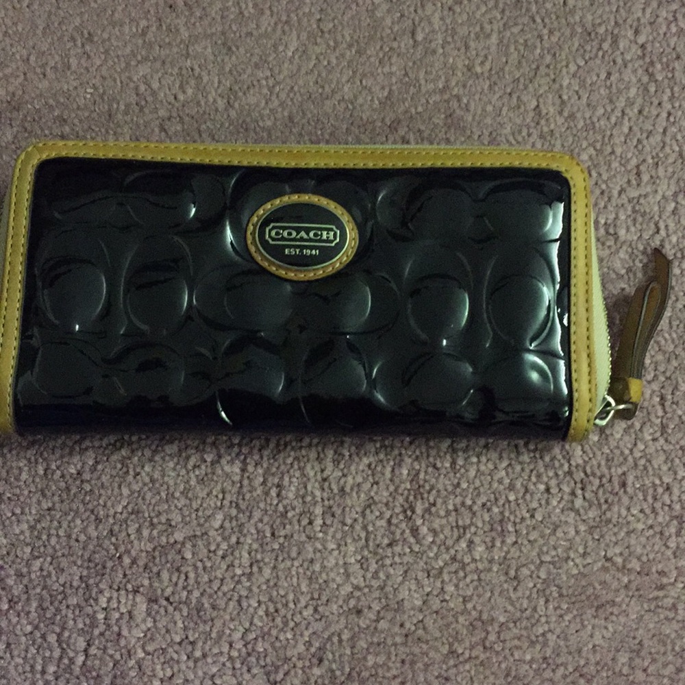 Coach wallet