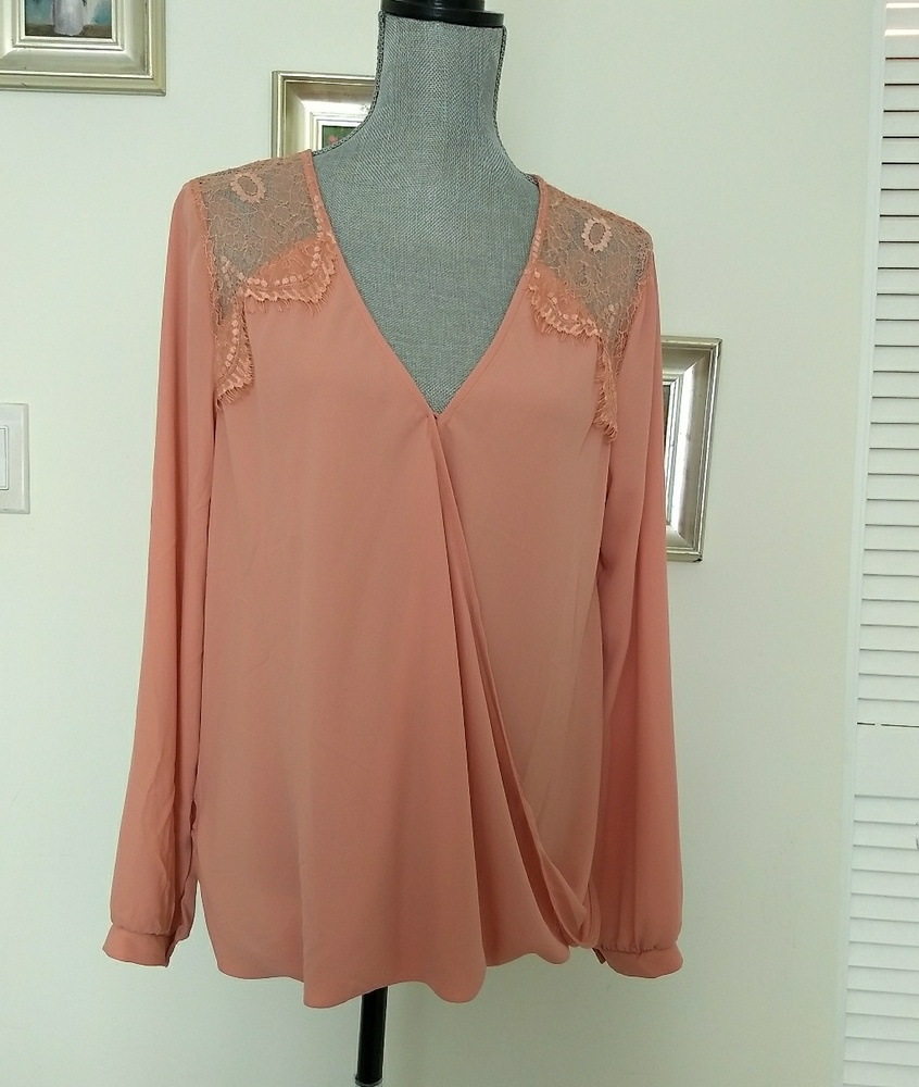 Nude lace blouse