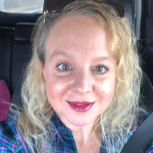 Meet your Posher, Cynthua