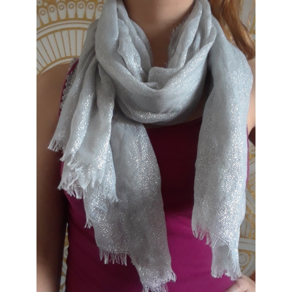 Silver sparkly threaded scarf
