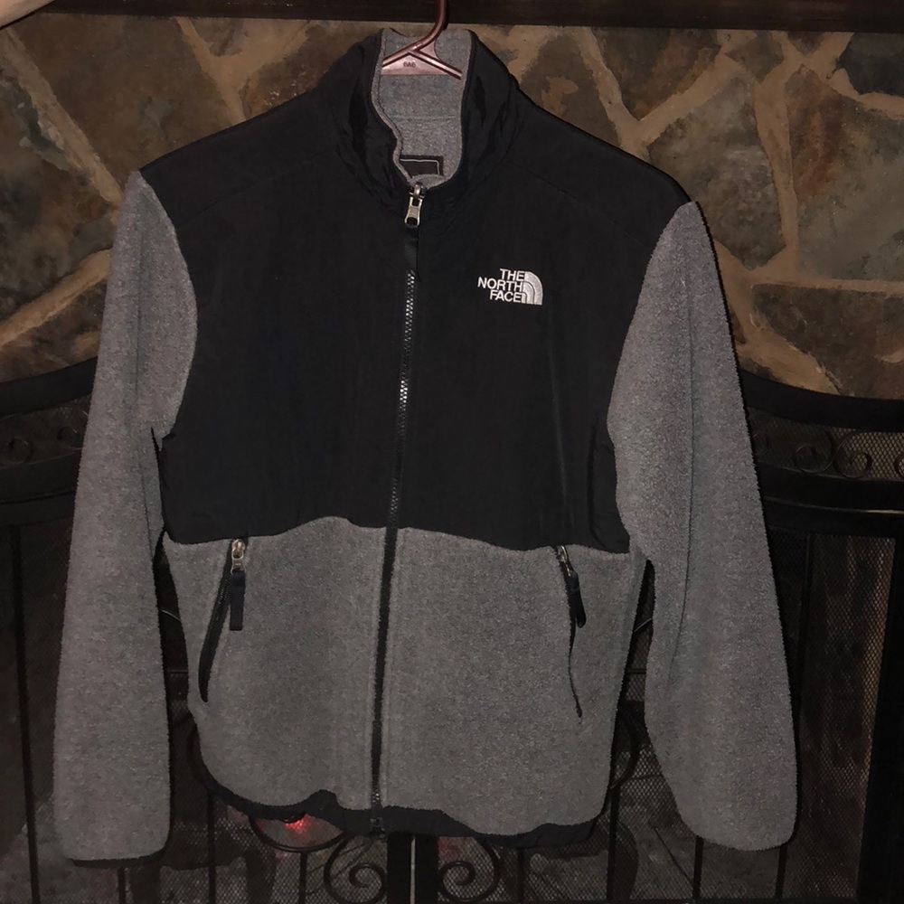 North Face Jacket || Boy’s youth large