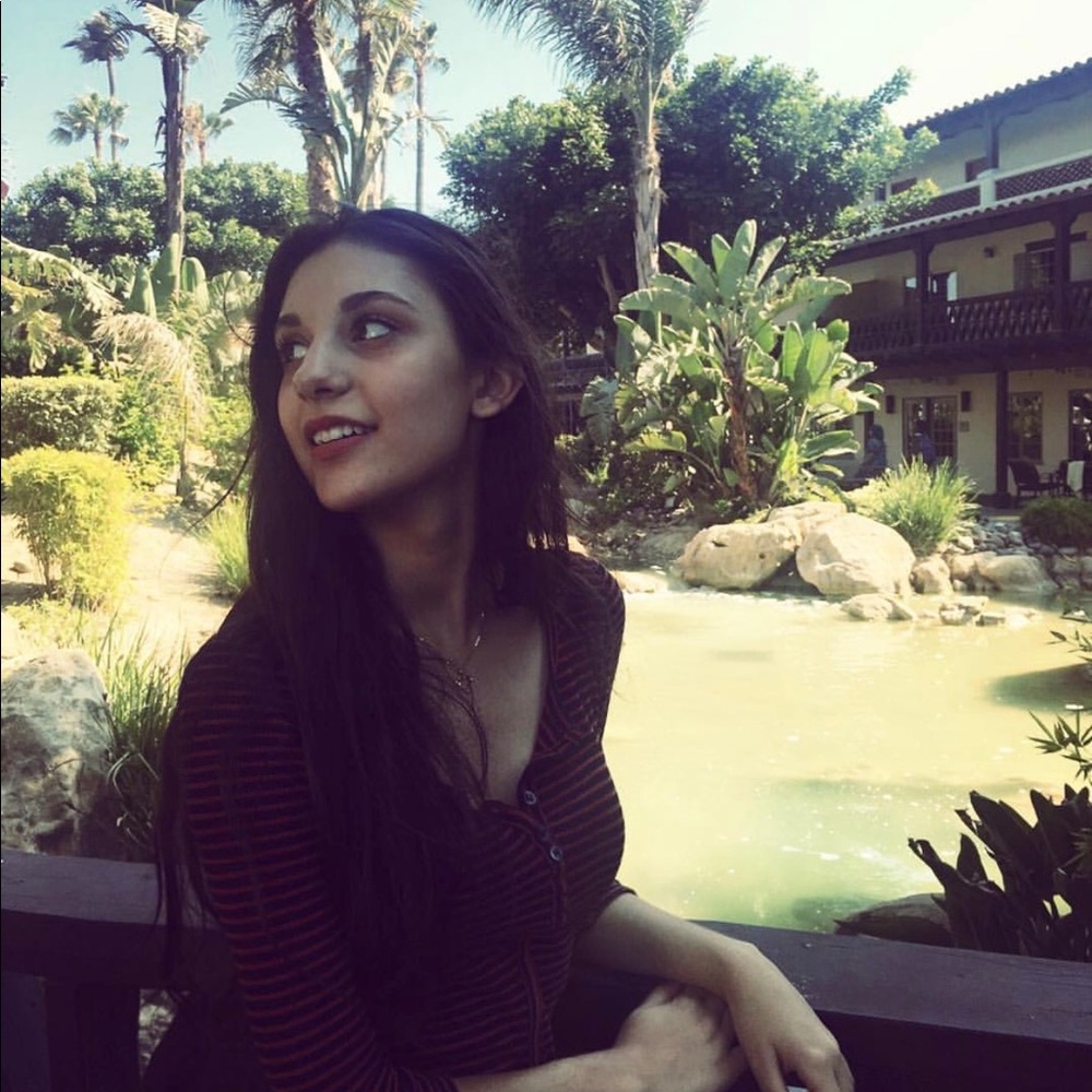 Meet your Posher, Coco