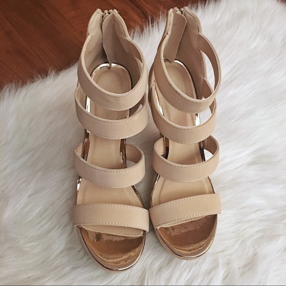 👑HP 5/6👑 charlotte russe nude heels - Picture 3 of 4