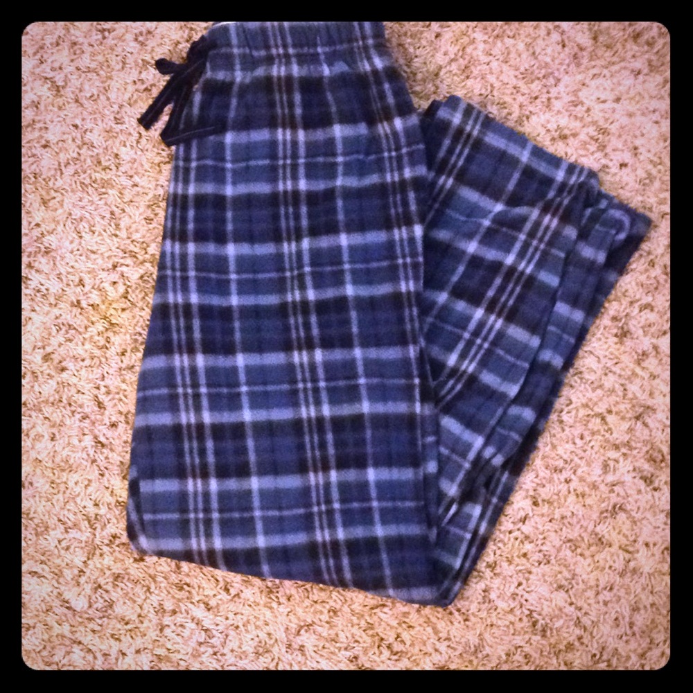 Blue men's plaid pajamas