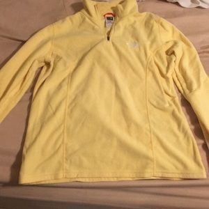 Never worn Yellow NORTH FACE fleece 3/4 zip sz med