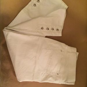 White House Black Market capris