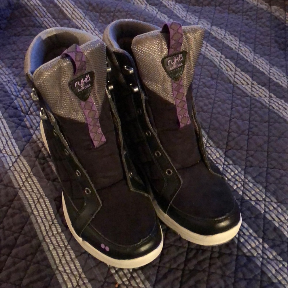 Ryka Aurora High Top - 8.5