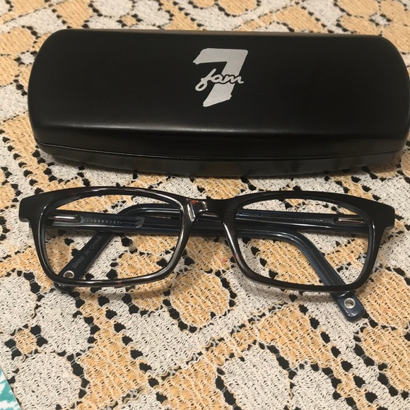 7fam glasses