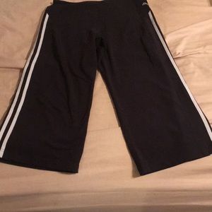 Black&white Adidas climacool med sweatpant capri